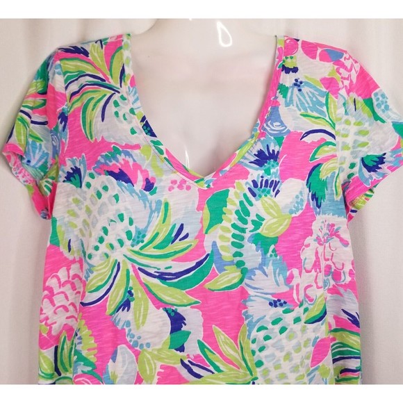 Lily Pulitzer Tropical Pineapple Design Pink Women's Top V-Neck Classic Lily - Picture 3 of 8